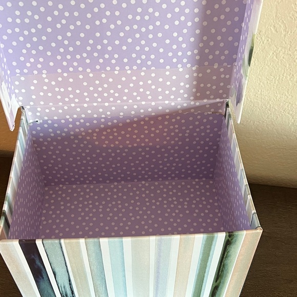 Storage Box Set with Butterfly Design - Picture 2 of 5